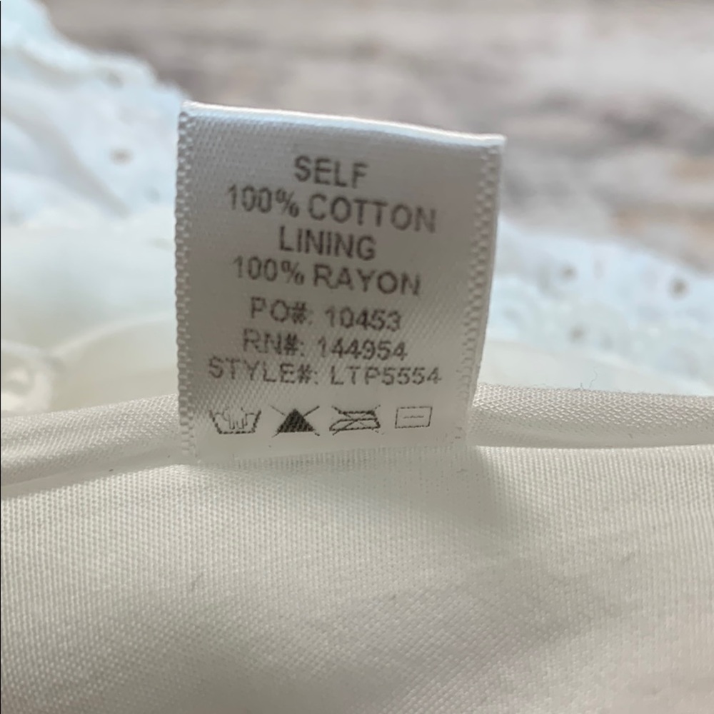 White Ruffled Eyelet Crop Top - Picture 3 of 7